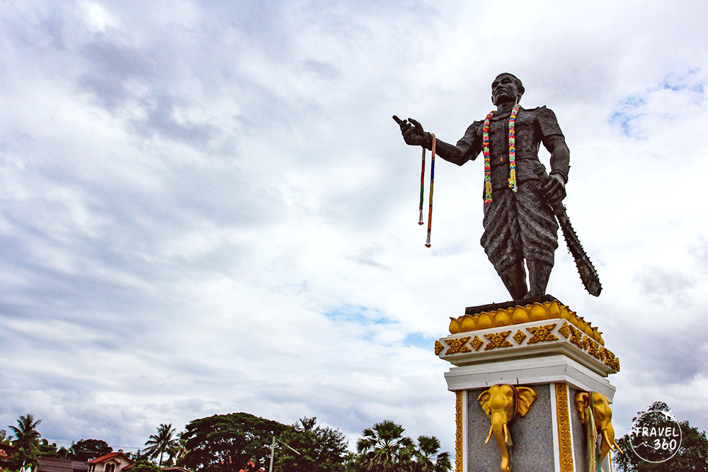 “พญาศรีสัตตนาคราช-พระธาตุศรีโคดตะบอง” รับอานิสงส์ท่องเที่ยว “โตโน่” ว่ายน้ำข้ามโขง-8