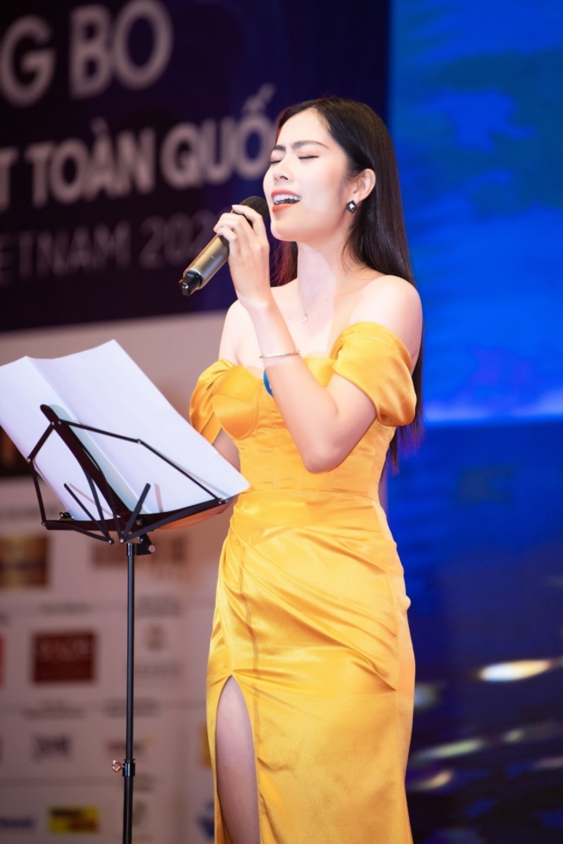 Nam Em đang quá sức tại Miss World Vietnam 2022?-1