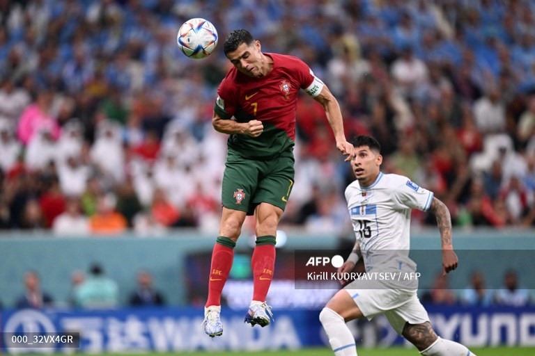 Ronaldo khẳng định đã ghi bàn vào lưới Uruguay-1