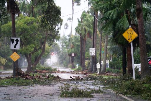 Bão Ian tàn phá bang Florida của Mỹ-5