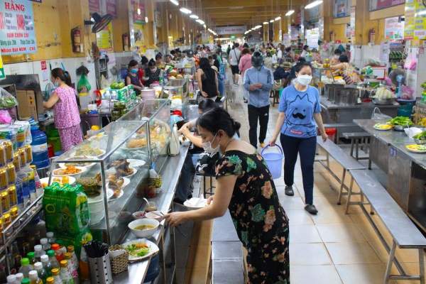 Thiên đường ẩm thực trong chợ Cồn Đà Nẵng-4