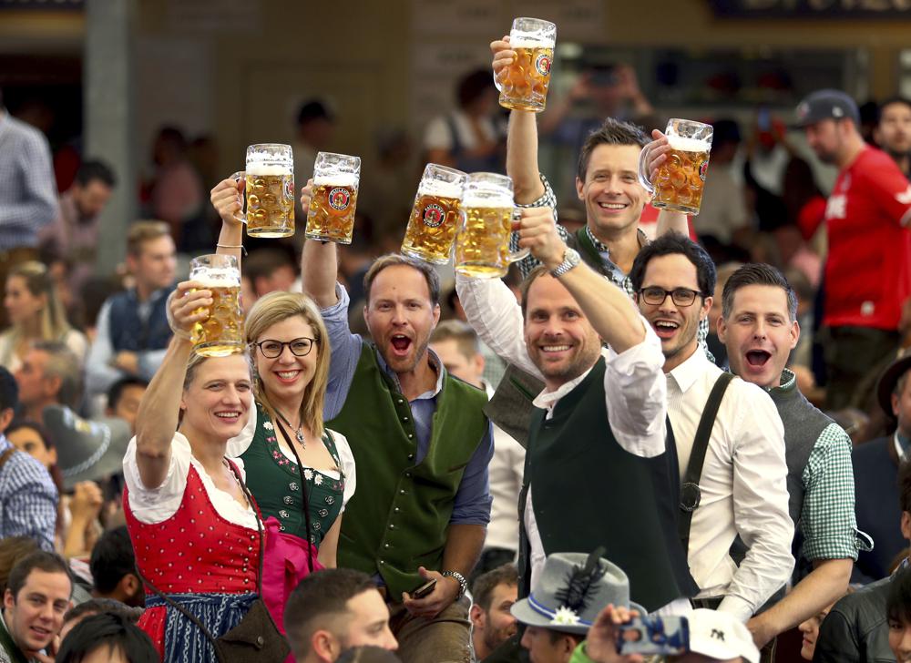 Lễ hội bia nước Đức trở lại sau đại dịch Covid-19-1