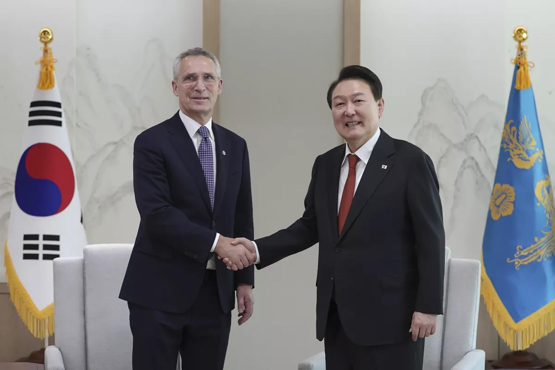 NATO nỗ lực ‘mời gọi’ Nhật Bản và Hàn Quốc-1
