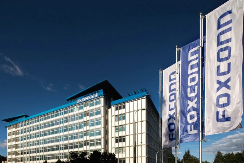 Foxconn tạm ngưng việc tuyển dụng vì thiếu không gian cách ly-4