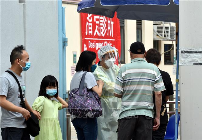 Hong Kong (Trung Quốc) đẩy mạnh việc phòng, chống dịch COVID-19-1
