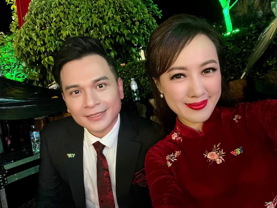 Sao Việt: Diễm My 9x gợi cảm 'đốt mắt' fan cổ vũ World Cup 2022, Huyền Lizzie đẹp lạ-3