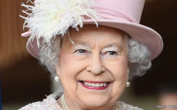 Bí quyết chống lão hóa, trẻ lâu của Nữ hoàng Anh Elizabeth II-1