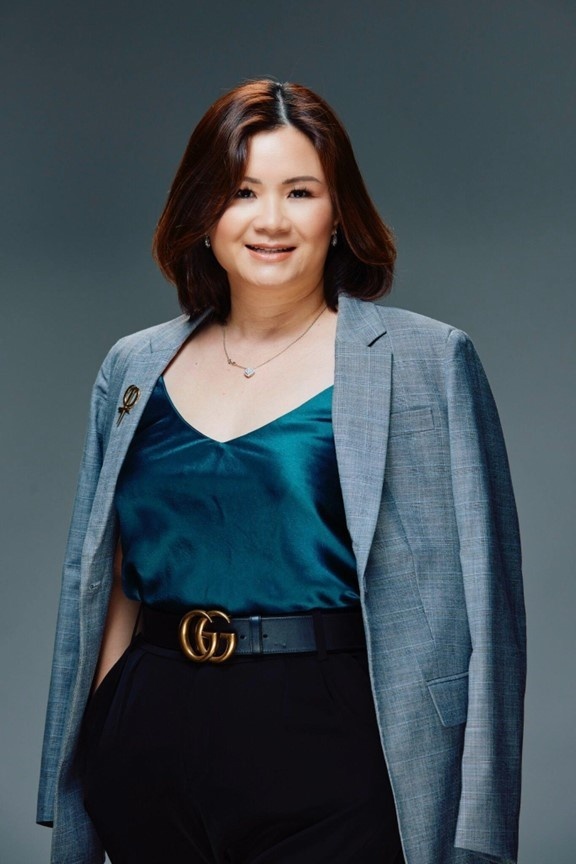 Master Judy Nguyen - 'Viên ngọc xanh' của ngành phun xăm thẩm mỹ-2