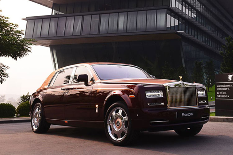 Rolls-Royce Phantom "lửa riêng" của ông Trịnh Văn Quyết đấu giá từ 28 tỷ-11