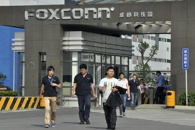Foxconn tạm ngưng việc tuyển dụng vì thiếu không gian cách ly-5