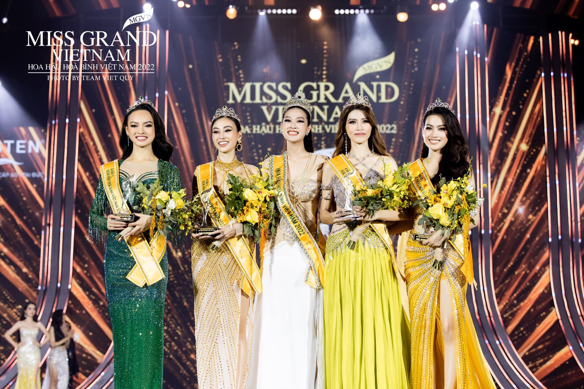 Hành trình chinh phục vương miện của tân Hoa hậu Hòa bình Việt Nam 2022-2