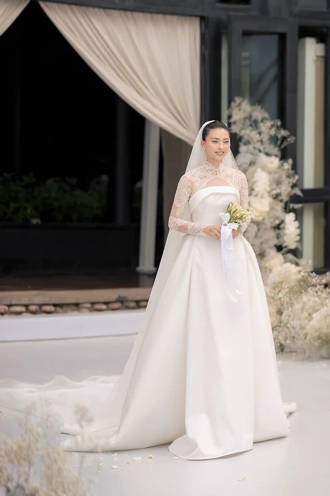 Thời gian chuẩn bị váy cưới của dàn mỹ nhân Việt-6