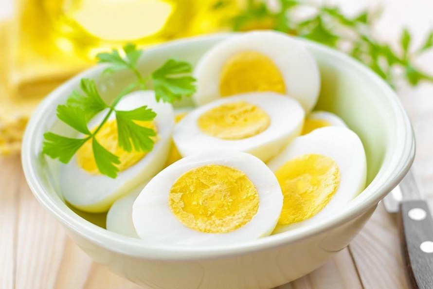Trứng là món ăn quốc dân tốt cho sức khỏe: Nhưng ăn theo cách này dễ rước bệnh, người thông minh bỏ từ lâu-1