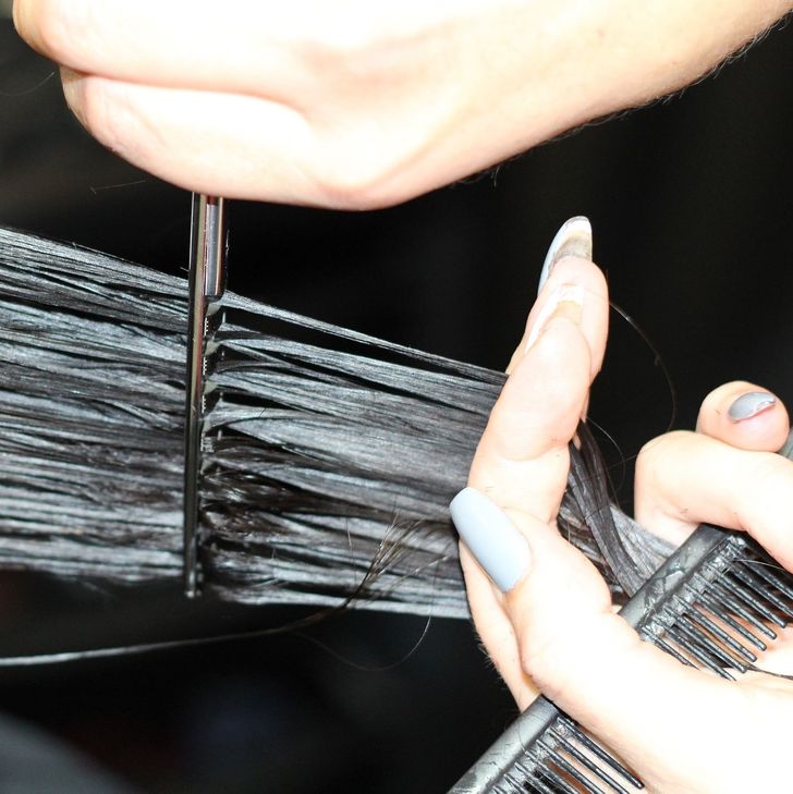 Những sai lầm tai hại khiến mái tóc trở nên hư tổn trầm trọng mà bạn cần chú ý-1