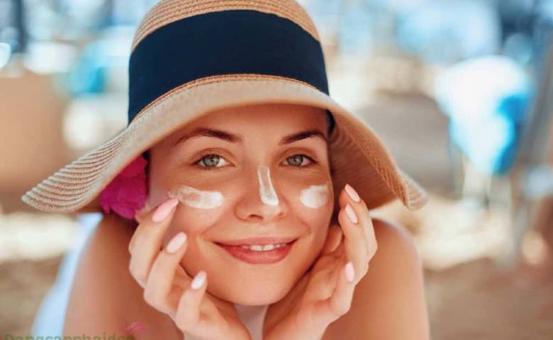 6 nguyên tắc quan trọng giúp các cô nàng da dầu chọn kem chống nắng phù hợp-2