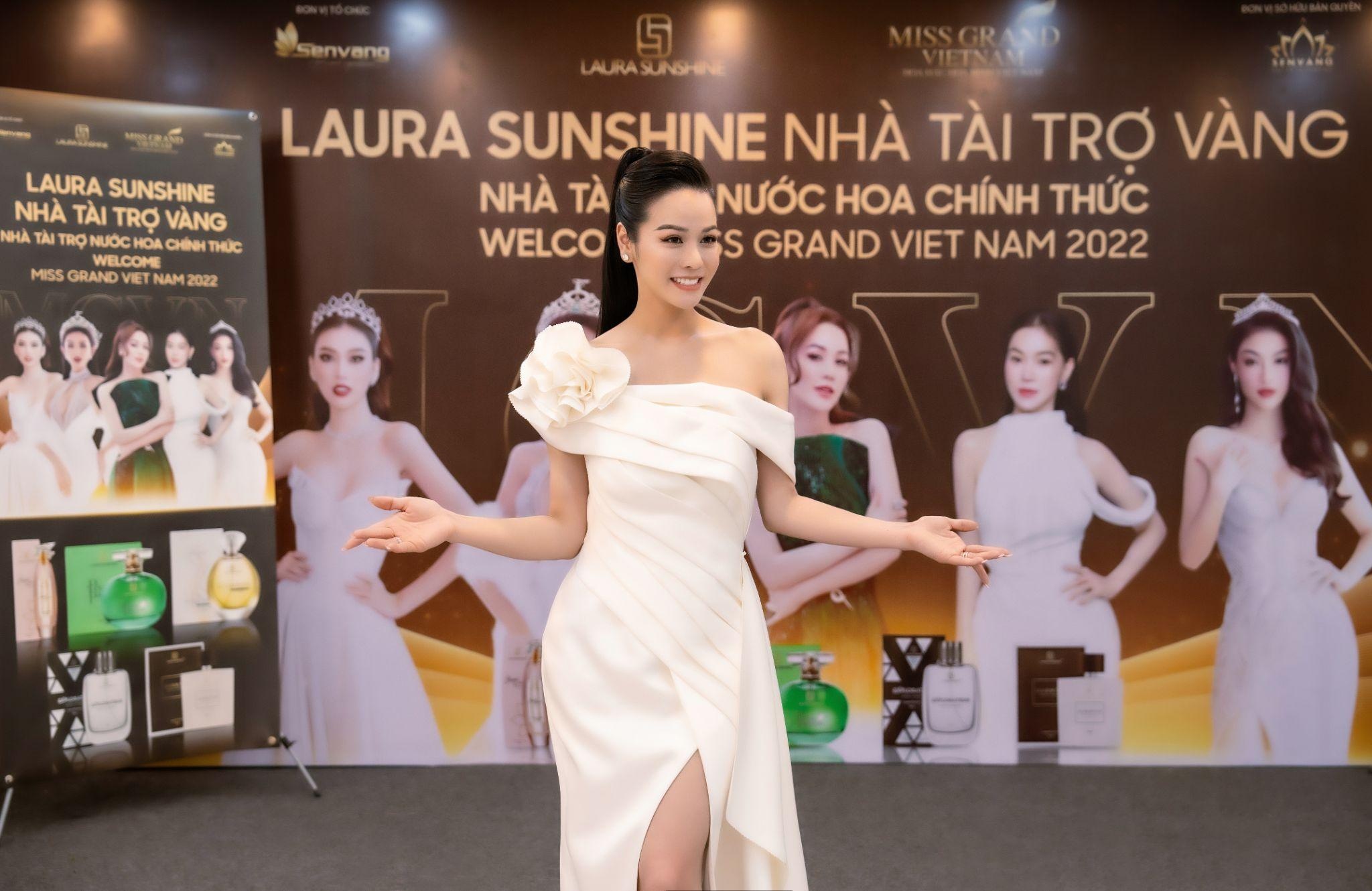 Thí sinh Miss Grand Vietnam 2022 tỏa sáng cùng nước hoa Laura Paris-4
