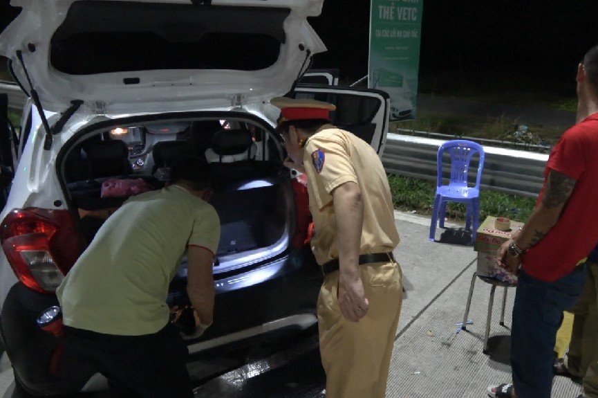 Cảnh sát tỉnh Tiền Giang phá án ma túy “khủng”, thu gần 1,1 kg như thế nào?-2