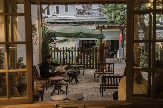 Những địa điểm xứ Huế đang được check-in rần rần mùa hè này: Đừng quên mặc cổ phục chụp ảnh và ghé loạt cà phê đậm chất thơ-32