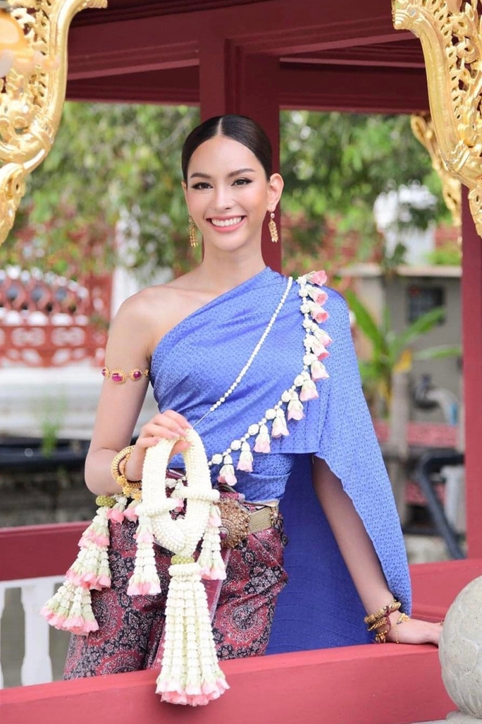 Sắc đẹp quyết rũ của Hoa hậu Hoàn vũ Thái Lan 2022-3