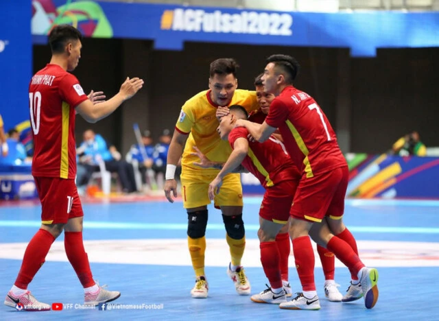 Vào tứ kết futsal châu Á, ĐT Việt Nam được thưởng lớn-cover-img