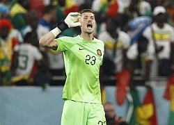 HLV Van Gaal trình làng cầu thủ cao nhất World Cup ở trận Hà Lan vs Senegal-cover-img