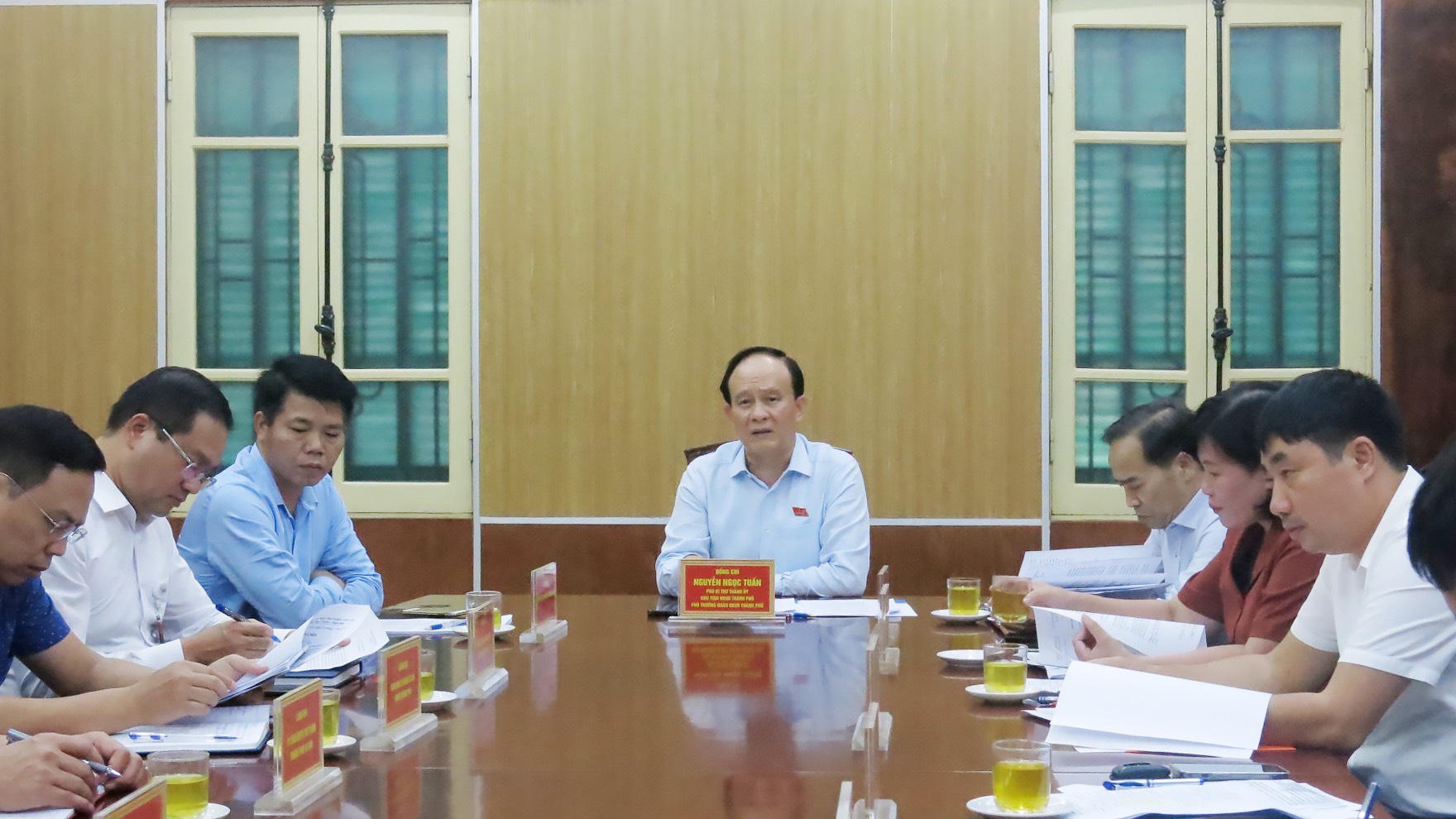Chủ tịch HĐND TP Hà Nội Nguyễn Ngọc Tuấn tiếp công dân theo vụ việc-2