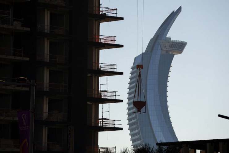 Cảnh tượng khác lạ ở thành phố Qatar xây dựng riêng phục vụ chung kết World Cup-2
