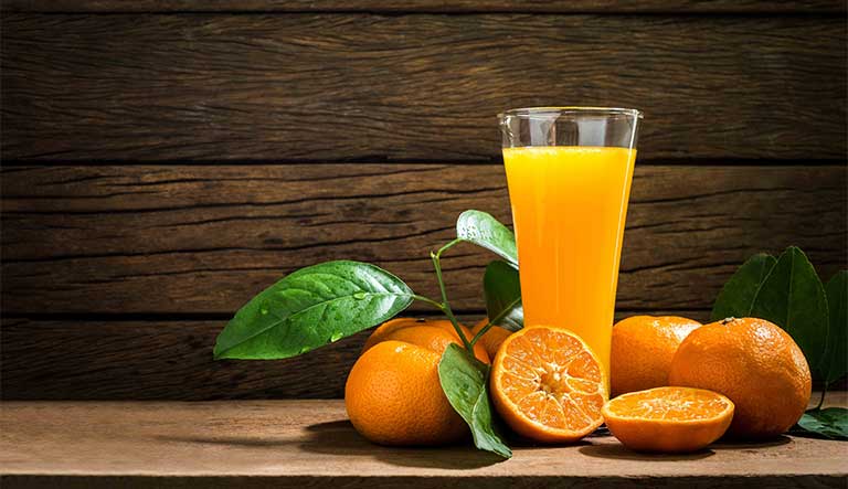 Uống nước cam cứ chọn đúng 2 giờ vàng trong ngày để hấp thụ hết vitamin C, không hại dạ dày-1