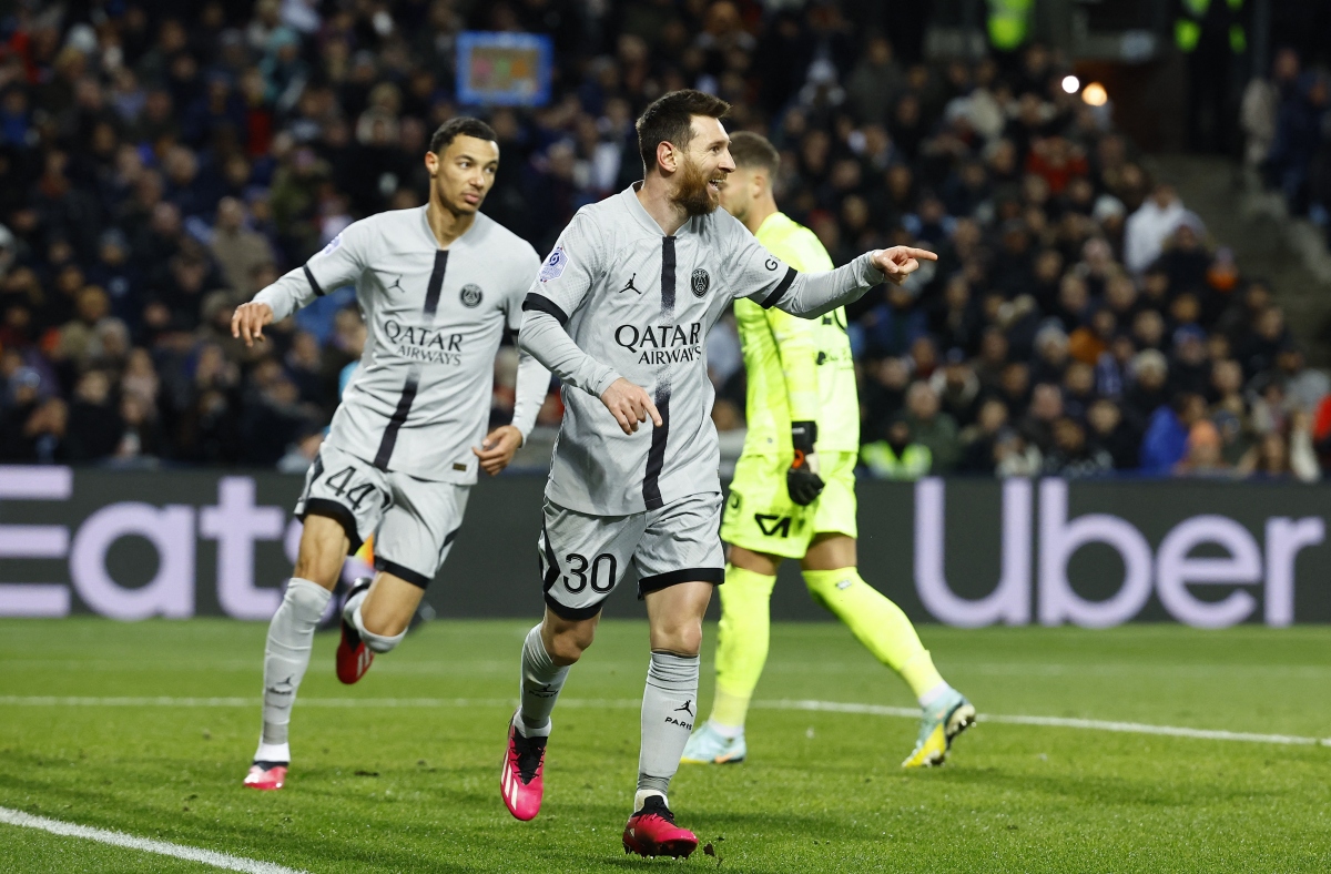 Mbappe gặp vận xui, Messi "giải cứu'' PSG trên sân Montpellier-10