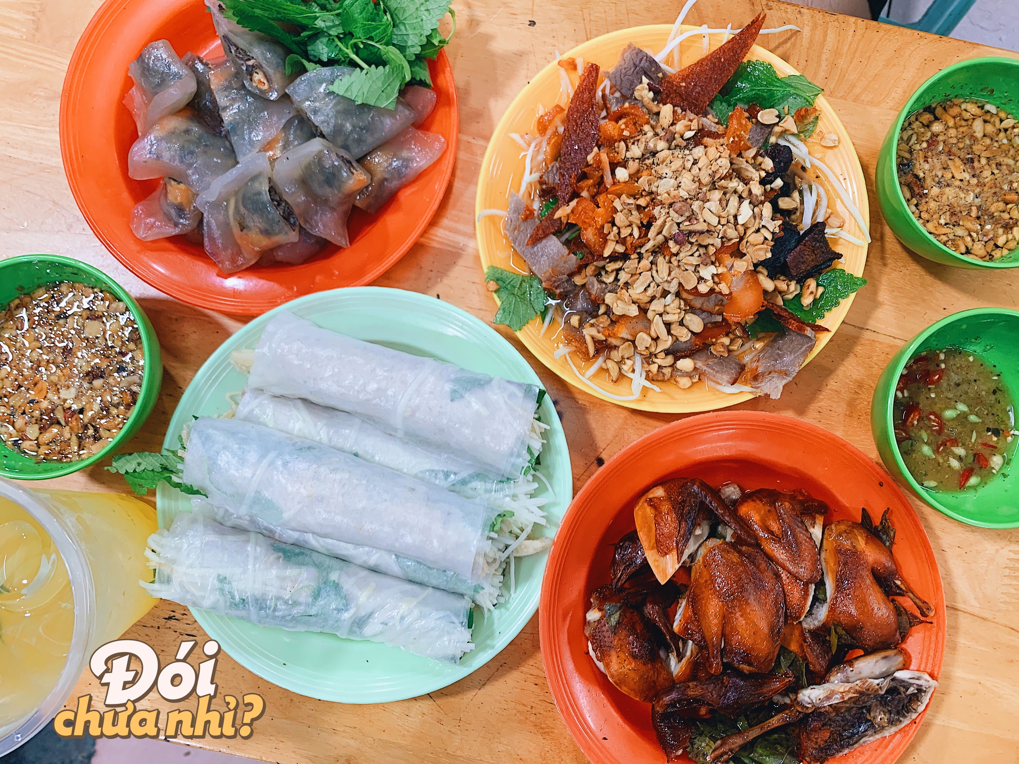 Đi ăn ở con phố ngắn nhất Hà Nội, thưởng thức đủ các món ăn vặt yêu thích của giới trẻ-11