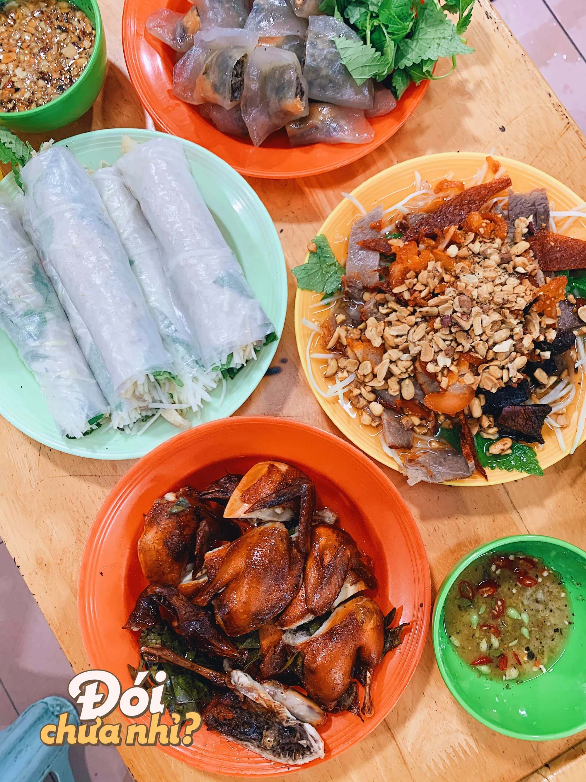 Đi ăn ở con phố ngắn nhất Hà Nội, thưởng thức đủ các món ăn vặt yêu thích của giới trẻ-3