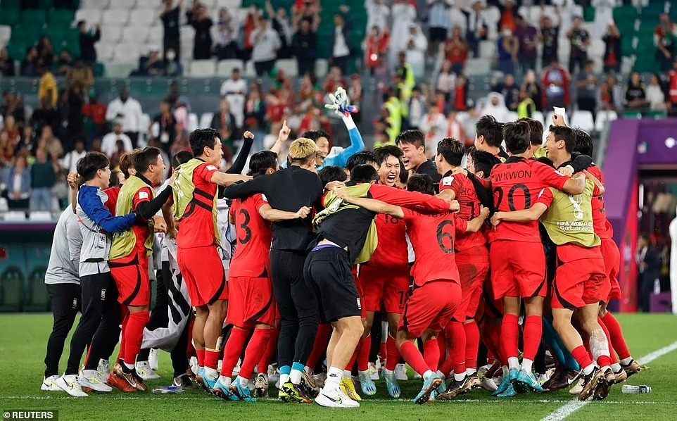 Châu Á lập kỳ tích chưa từng có ở World Cup sau chiến thắng của Hàn Quốc-2