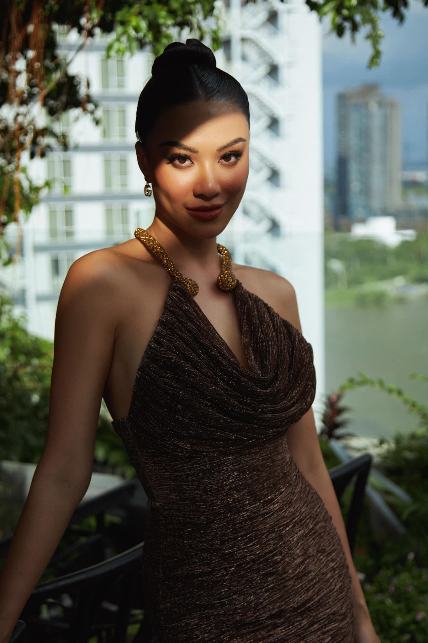 Hoa hậu Diễm Hương khoe dáng sexy với bikini, Á hậu Hoàng My diện mốt không nội y nóng bỏng-8