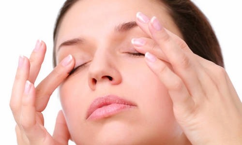 3 tác dụng của massage mắt-1