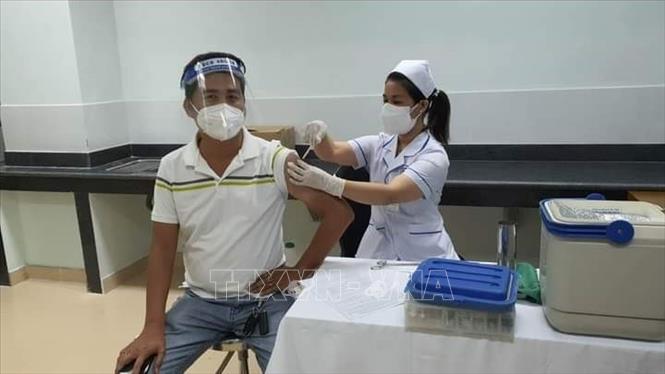 Bà Rịa-Vũng Tàu: Tuyên truyền đẩy nhanh việc tiêm vaccine phòng COVID-19 mũi 4-1