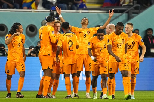 May mắn giành 1 điểm, Hà Lan tiễn chủ nhà Qatar rời khỏi World Cup-1