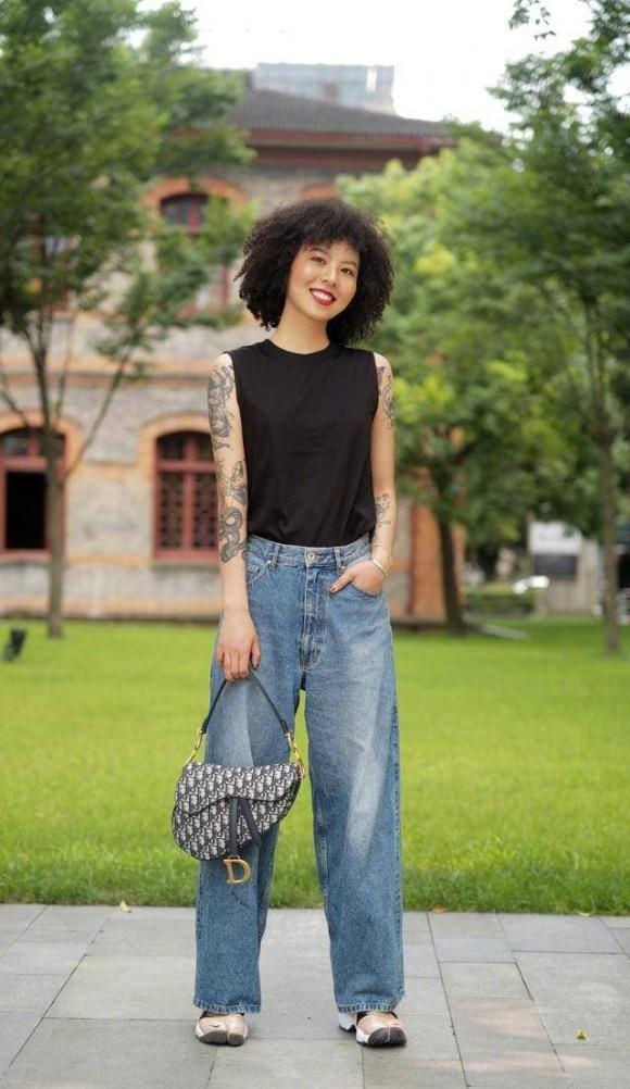 Mặc quần jeans vào mùa hè không khó, xem những người đẹp trong lĩnh vực thời trang hướng dẫn bạn mặc sao cho có khí chất nhất-1