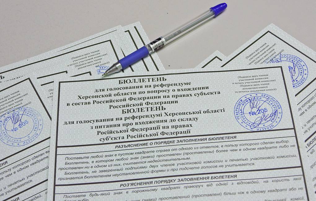 4 khu vực thuộc Ukraine bắt đầu trưng cầu dân ý sáp nhập vào Nga-2
