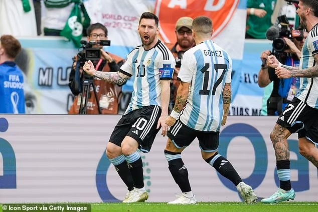 Công nghệ VAR lại gây tranh cãi trong ngày Argentina thua Saudi Arabia-6