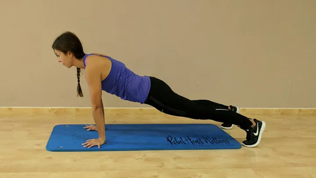 4 bài tập plank giảm mỡ bụng giúp vùng core chắc khỏe ngay tại nhà-4