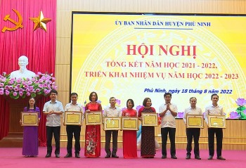 Trường tiểu học Tân Dân đón nhận Cờ thi đua của UBND tỉnh Phú Thọ tặng-6