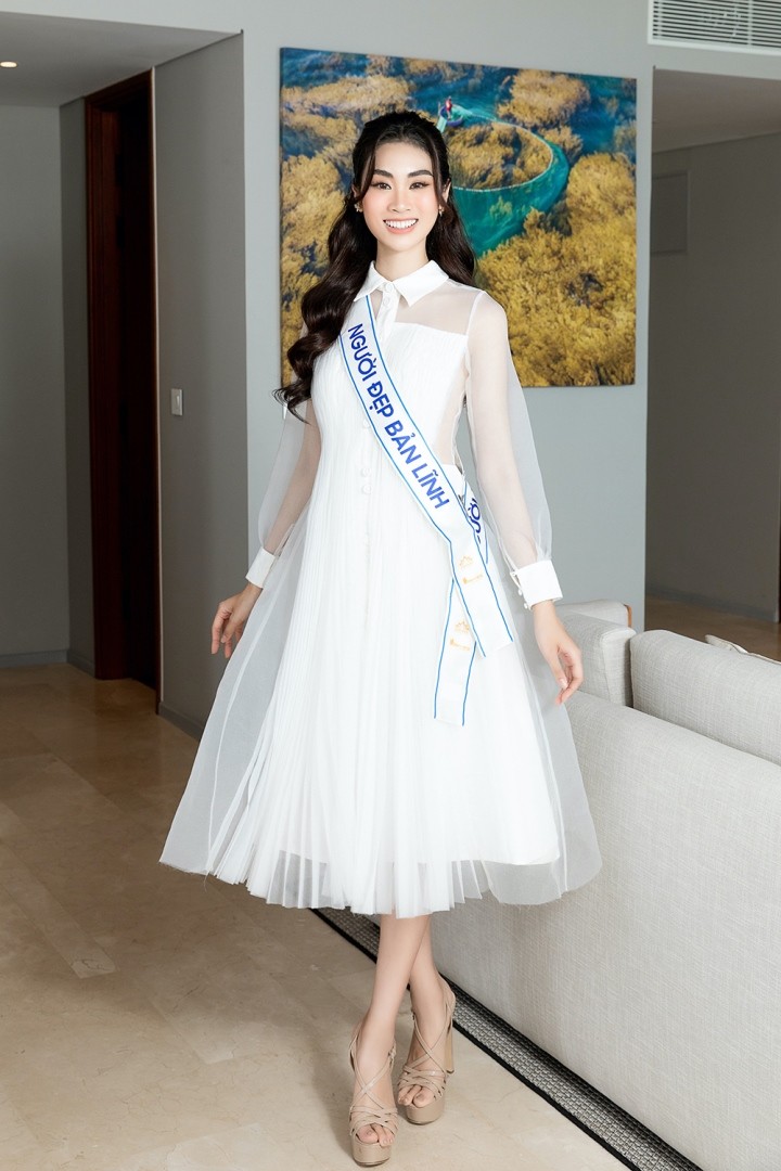 Sắc vóc cùng học vấn của 'Người đẹp bản lĩnh' Miss World Vietnam 2022-1