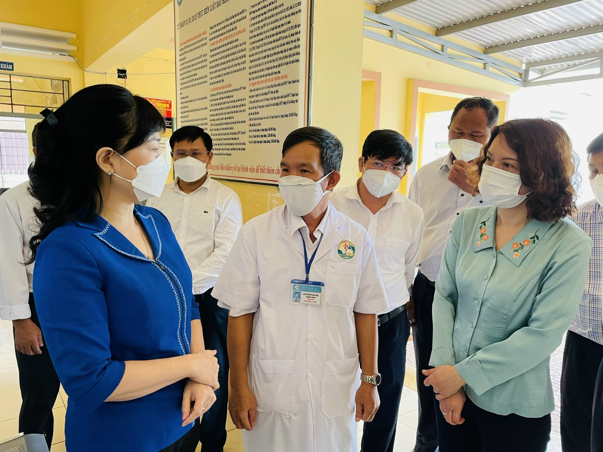 Quyền Bộ trưởng Bộ Y tế Đào Hồng Lan thăm, làm việc với y tế cơ sở của Đắk Lắk-4