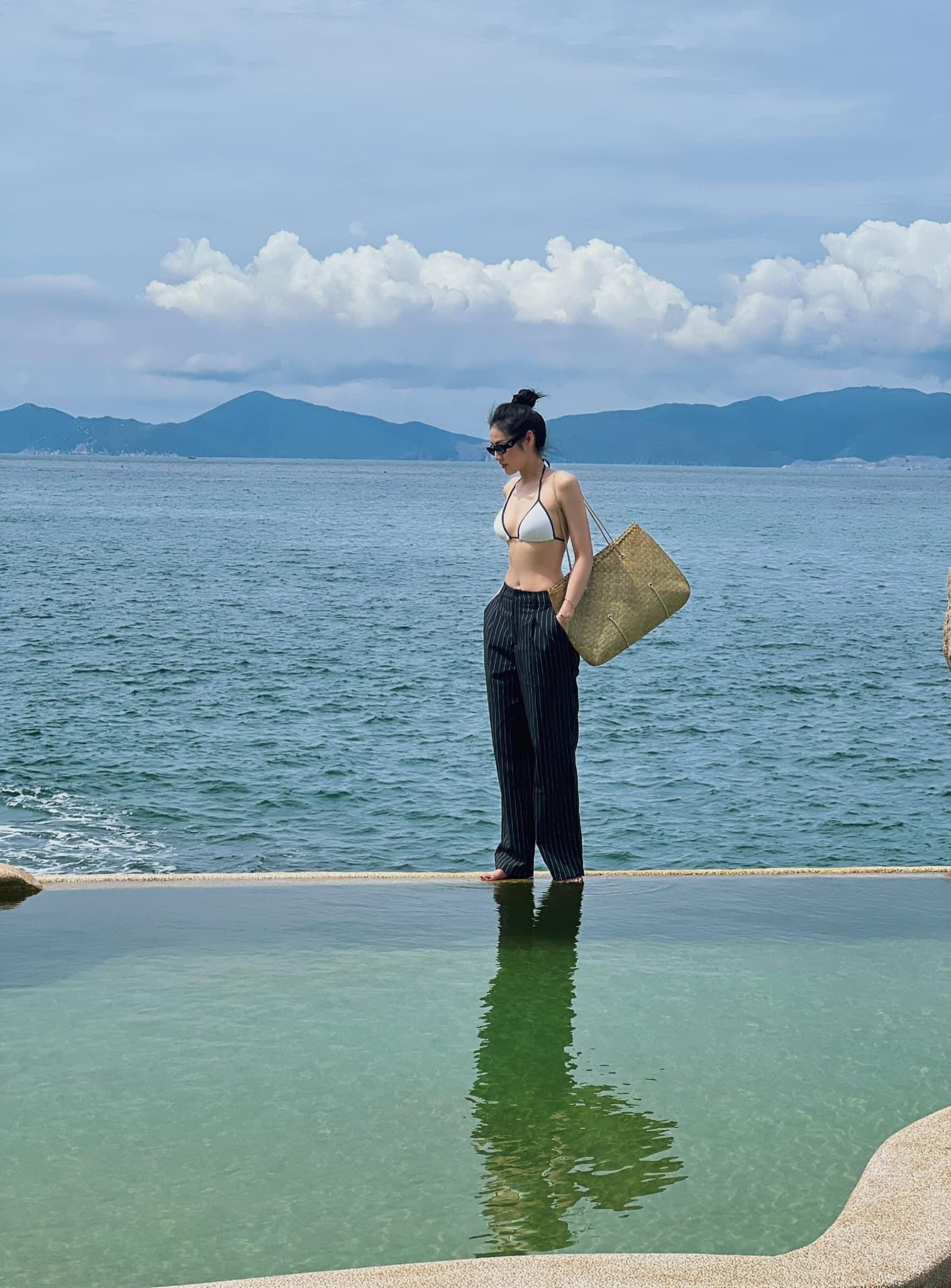 Hoa hậu Diễm Hương khoe dáng sexy với bikini, Á hậu Hoàng My diện mốt không nội y nóng bỏng-6