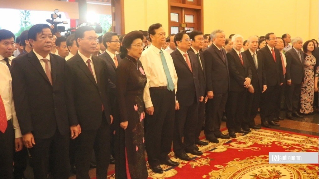 Lãnh đạo Đảng, Nhà nước dâng hương tưởng niệm cố Thủ tướng Võ Văn Kiệt-1
