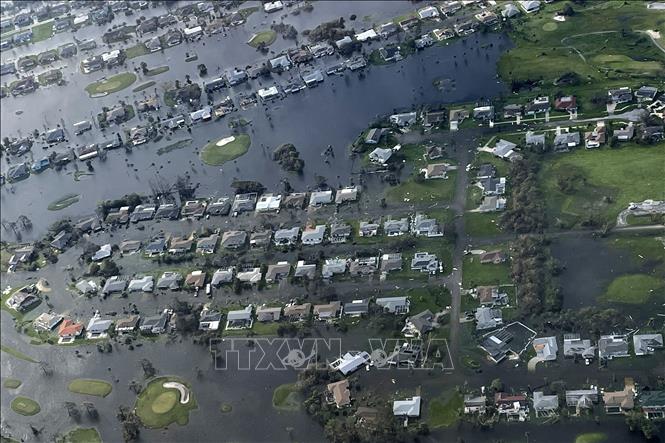 Bão Ian gây ngập lụt nghiêm trọng nhất trong 500 năm tại bang Florida, Mỹ-1
