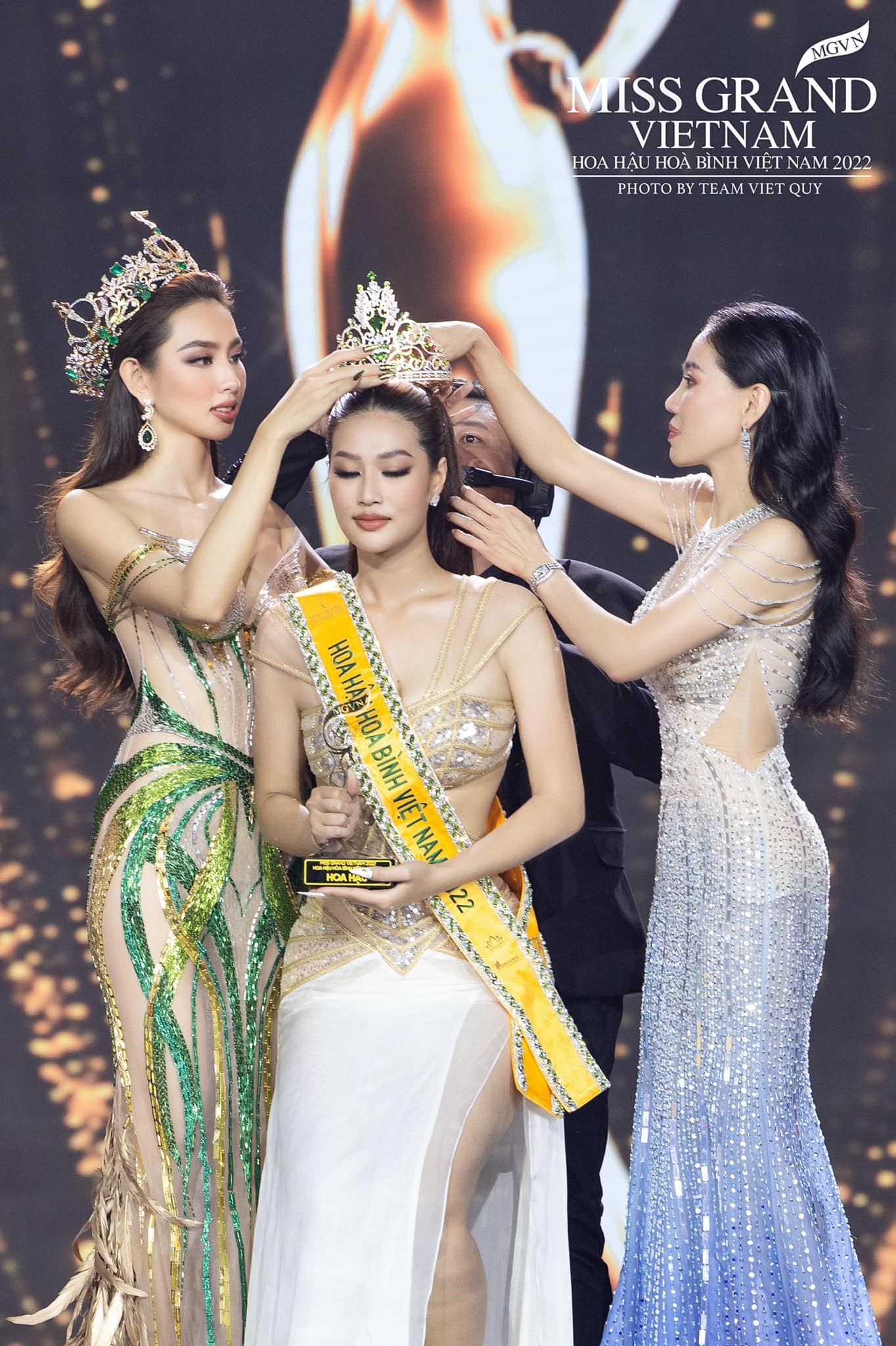 Hành trình chinh phục vương miện của tân Hoa hậu Hòa bình Việt Nam 2022-9