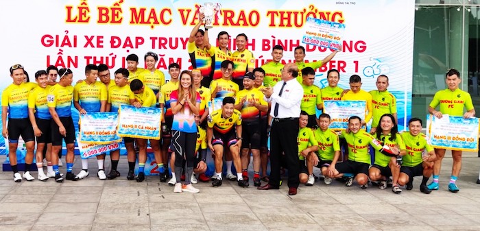 Kết thúc giải xe đạp truyền hình Bình Dương: Thanh niên Hóc Môn giành áo vàng chung cuộc-8