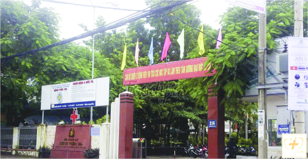 Đà Nẵng: Ngộ độc thực phẩm tập thể, 24 du khách phải nhập viện-1