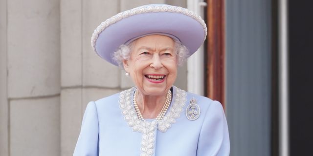 Bí quyết chống lão hóa, trẻ lâu của Nữ hoàng Anh Elizabeth II-5